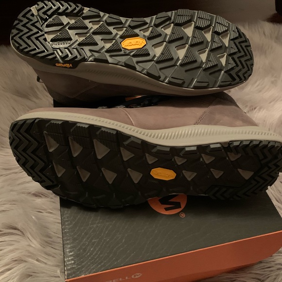 NWT Merrill Merrill Vibram Boulder Hiking Boots - Picture 3 of 3